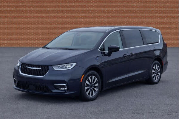 2022 Chrysler Pacifica Hybrid Touring L FWD