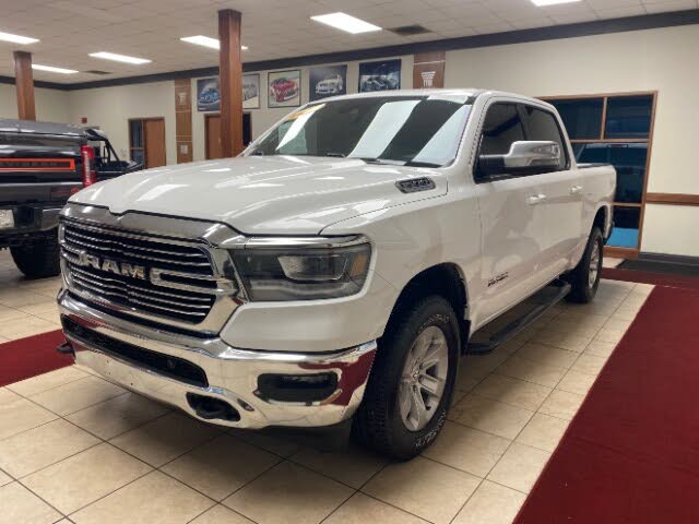 2023 RAM 1500 Laramie Crew Cab 4WD
