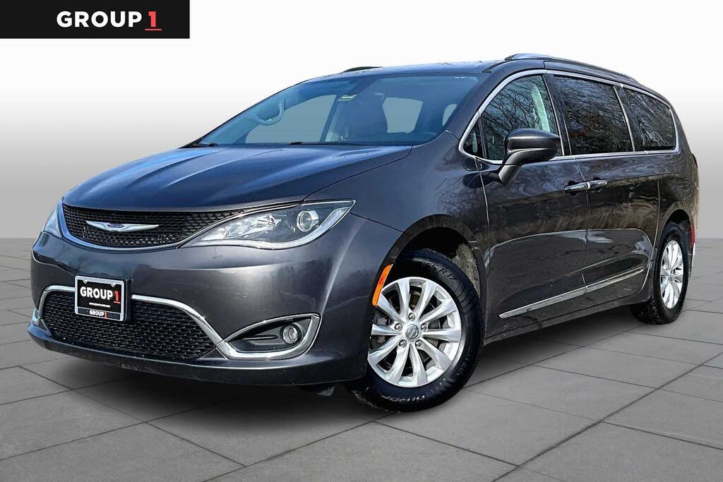 2019 Chrysler Pacifica Touring L FWD