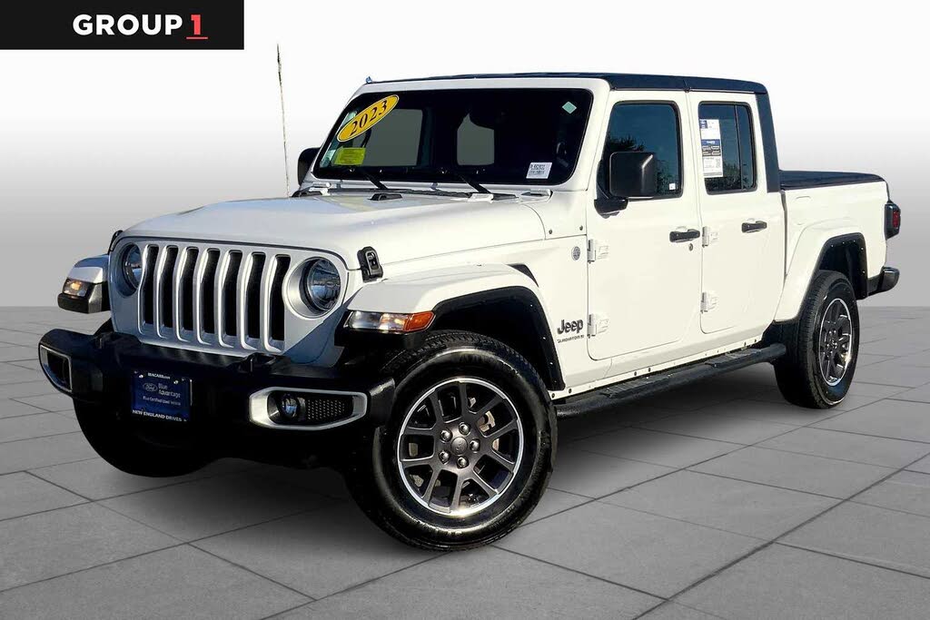 2023 Jeep Gladiator Overland Crew Cab 4WD