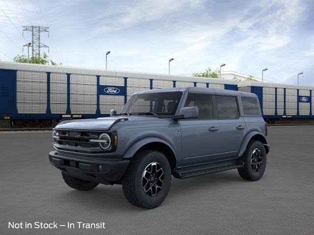 2025 Ford Bronco Outer Banks 4-Door 4WD