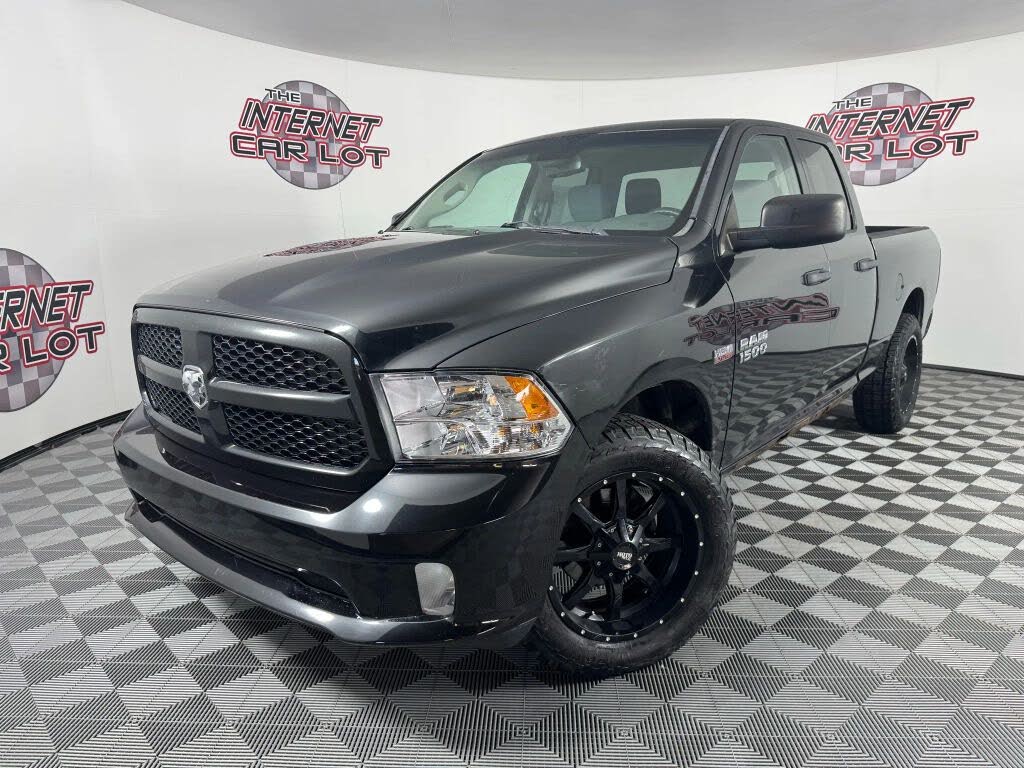 2015 RAM 1500 Express Quad Cab 4WD