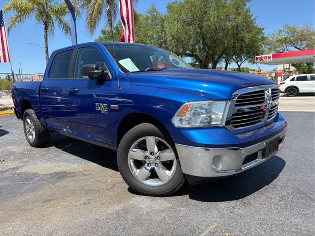 2019 RAM 1500 Classic SLT Crew Cab 4WD