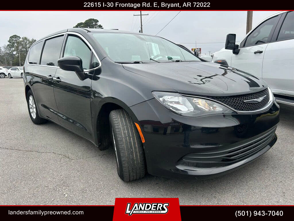 2017 Chrysler Pacifica LX FWD
