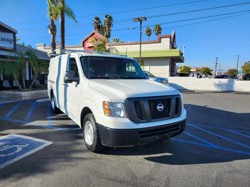 2018 Nissan NV Cargo 2500 HD S