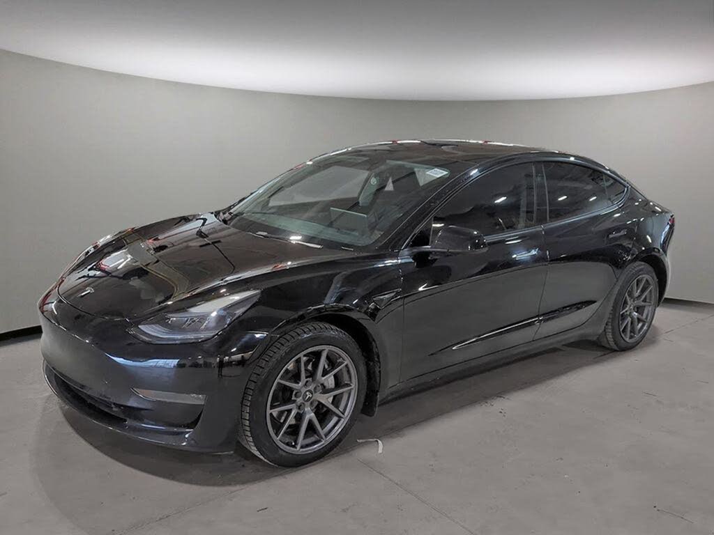 2023 Tesla Model 3 RWD