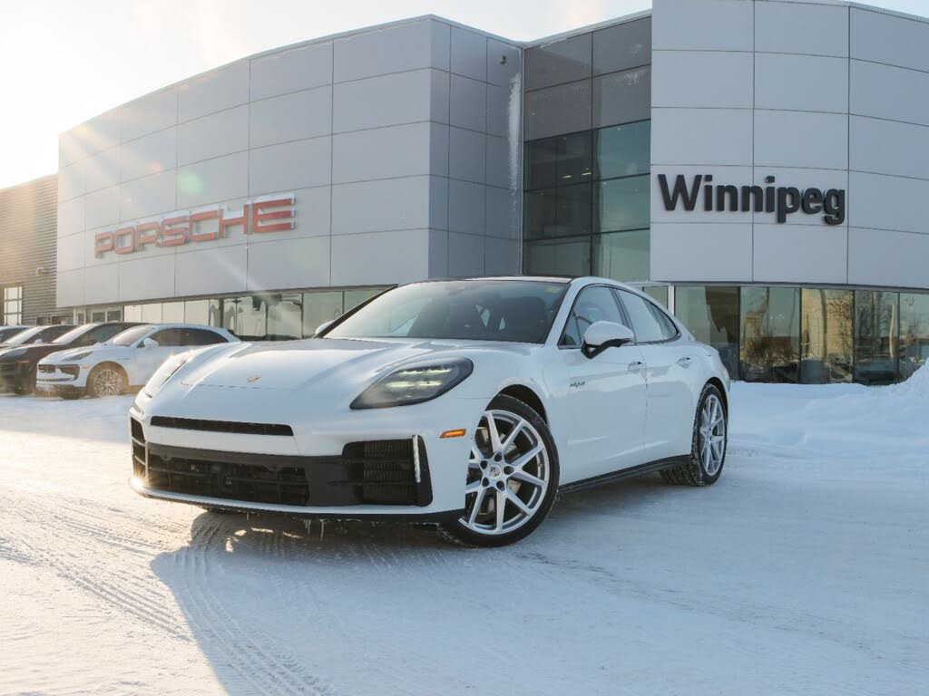 2025 Porsche Panamera 4 AWD