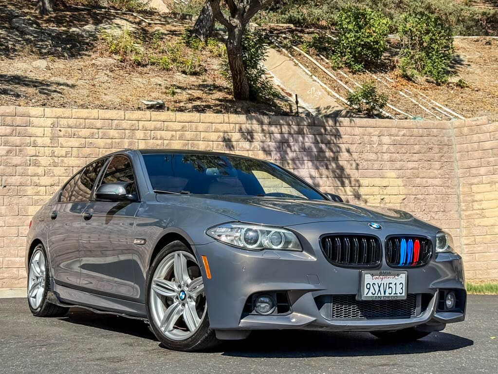 2015 BMW 5 Series 550i Sedan RWD