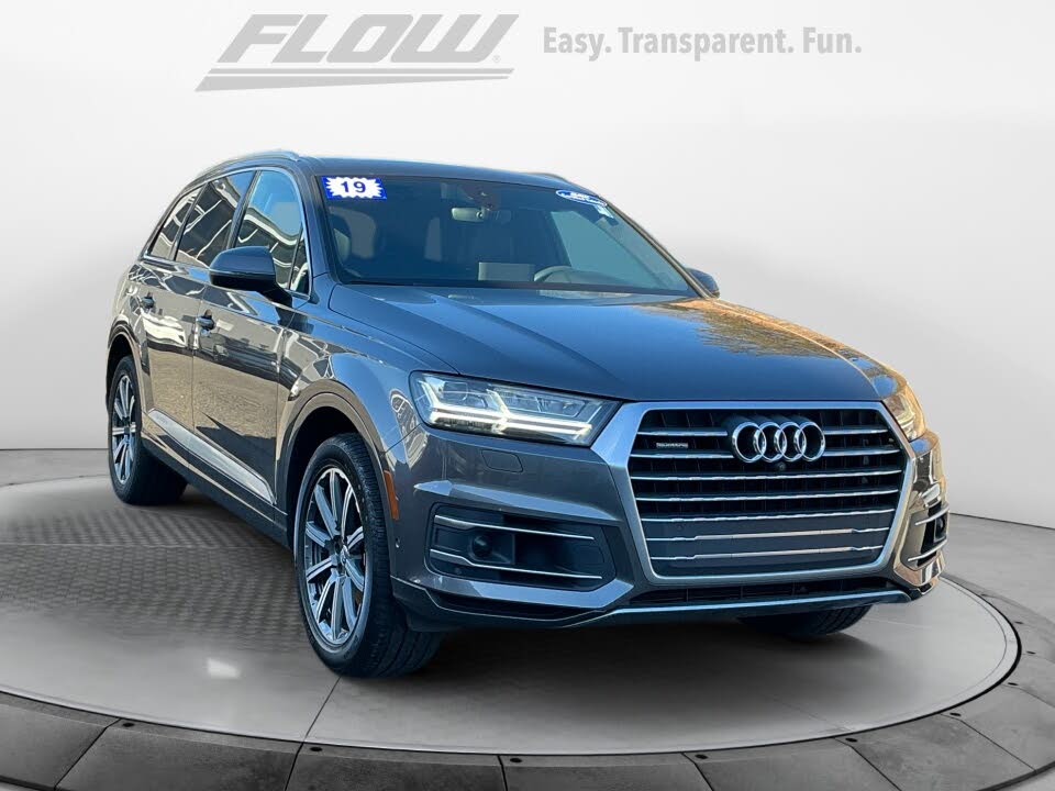 2019 Audi Q7 55 TFSI quattro Premium Plus