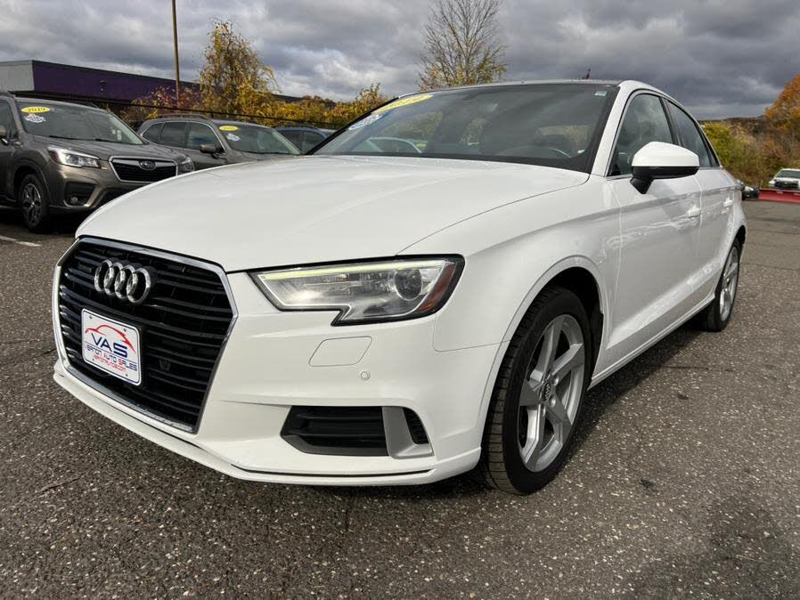 2019 Audi A3 quattro Premium 45 TFSI Sedan