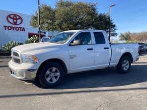 RAM 1500 Classic SLT Quad Cab RWD