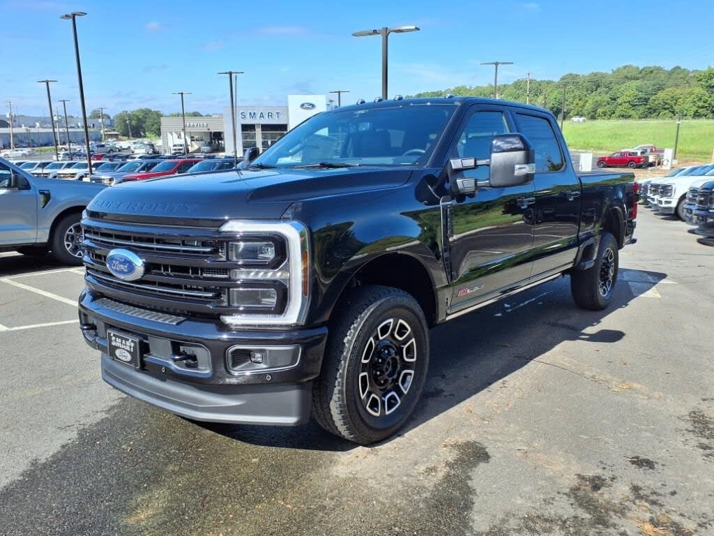 2026 Ford F-250 Super Duty Platinum Crew Cab 4WD