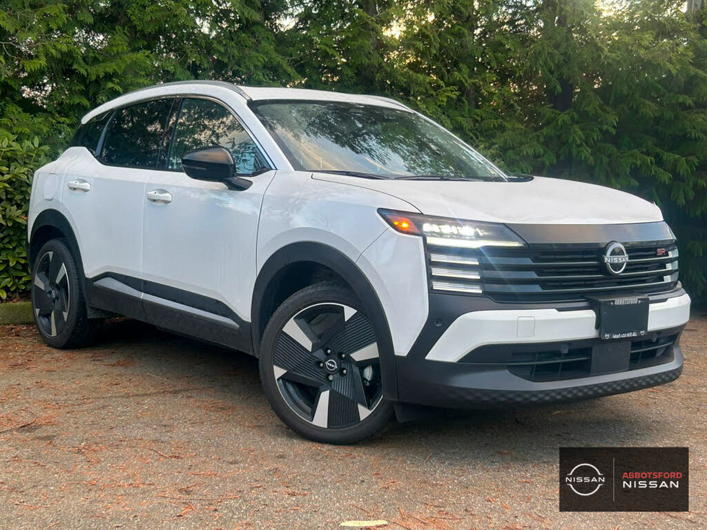 2026 Nissan Kicks SR AWD