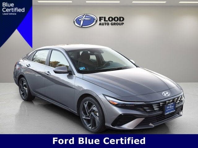 2024 Hyundai Elantra SEL FWD