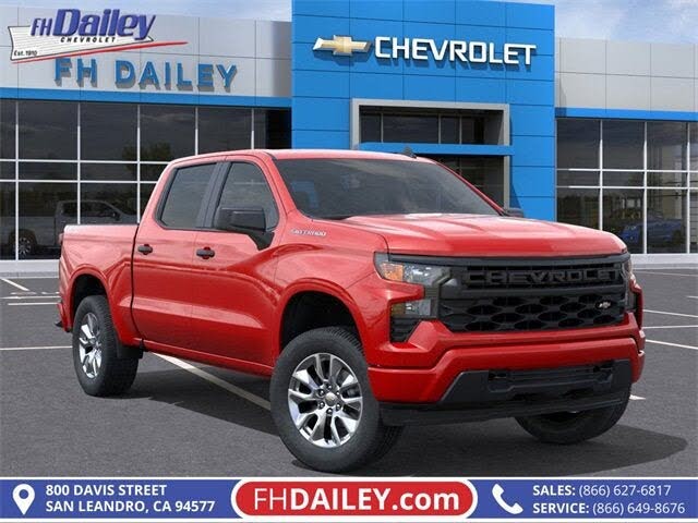 2026 Chevrolet Silverado 1500 Custom Crew Cab 4WD
