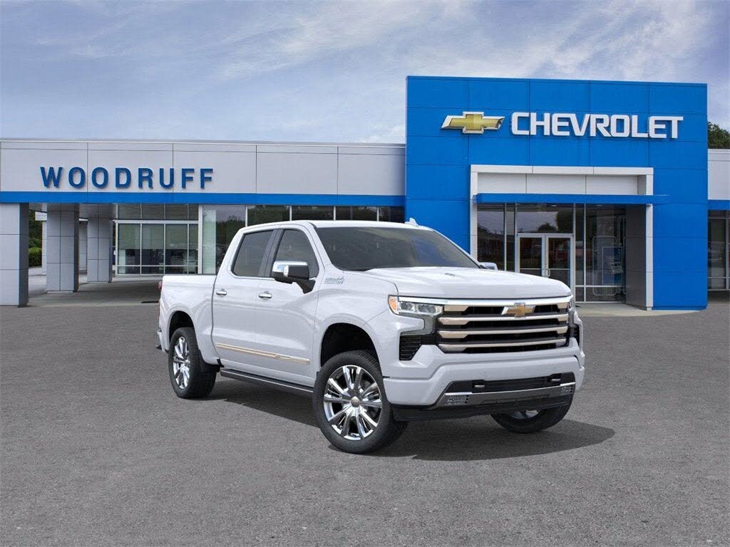 2026 Chevrolet Silverado 1500 High Country Crew Cab 4WD