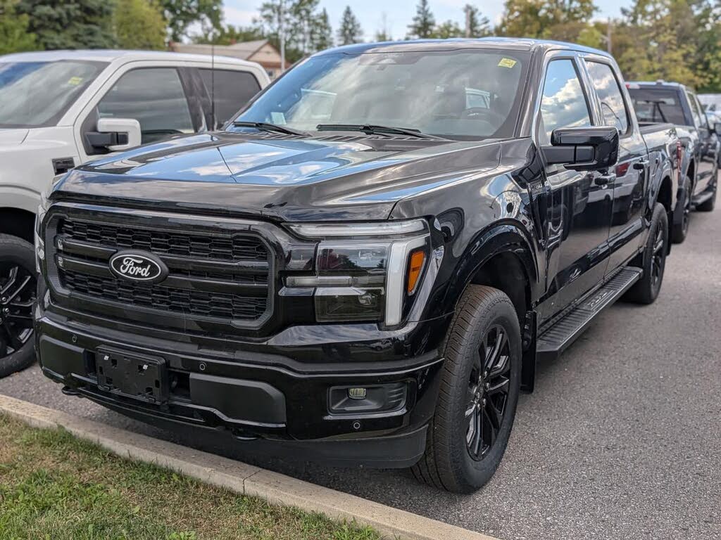 Ford F-150 Lariat SuperCrew 4WD 2025