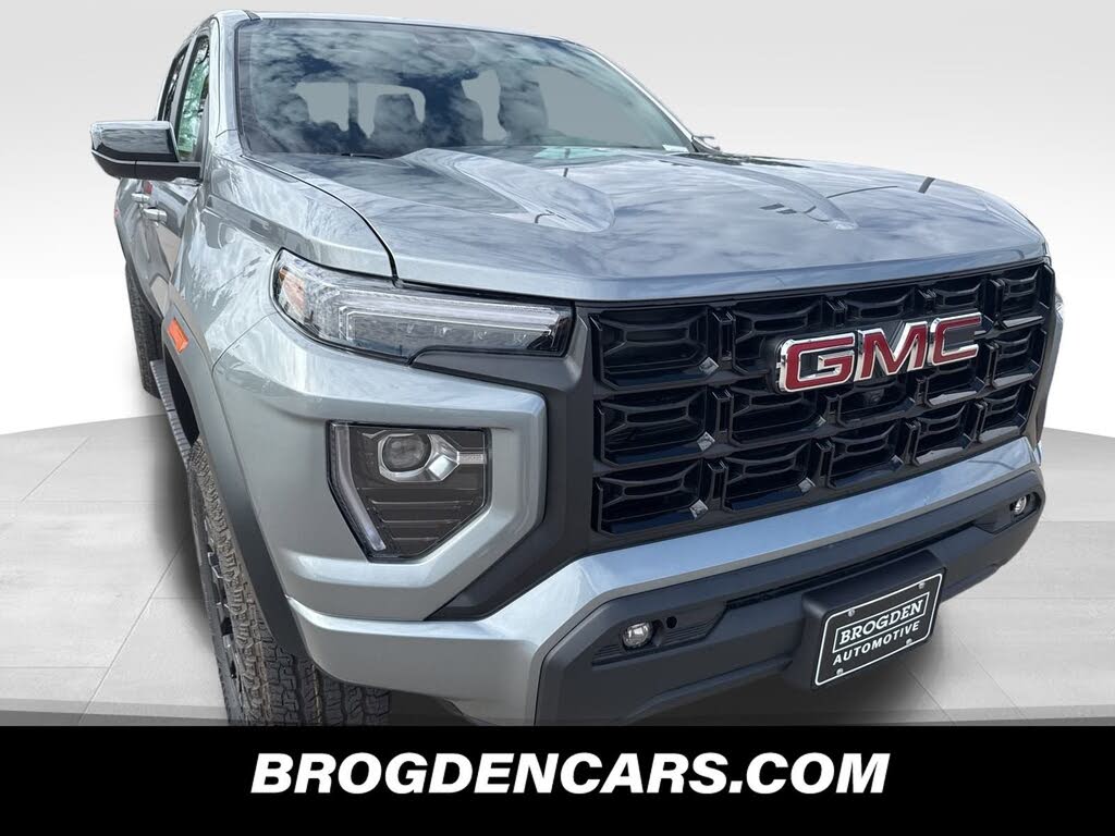 2026 GMC Canyon Elevation Crew Cab 4WD