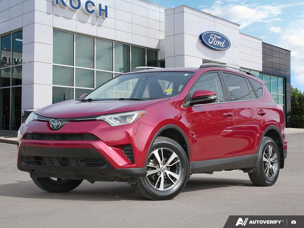 2018 Toyota RAV4 LE AWD