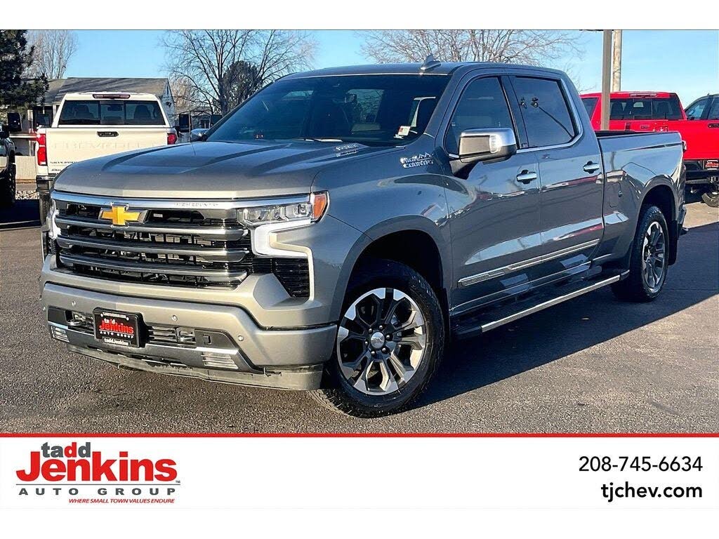 2025 Chevrolet Silverado 1500 High Country Crew Cab 4WD