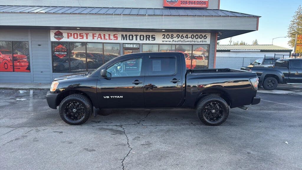 2014 Nissan Titan SV Crew Cab 4WD