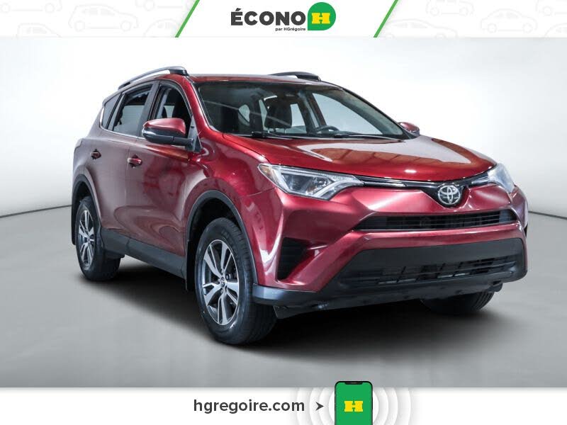 Toyota RAV4 LE AWD 2018