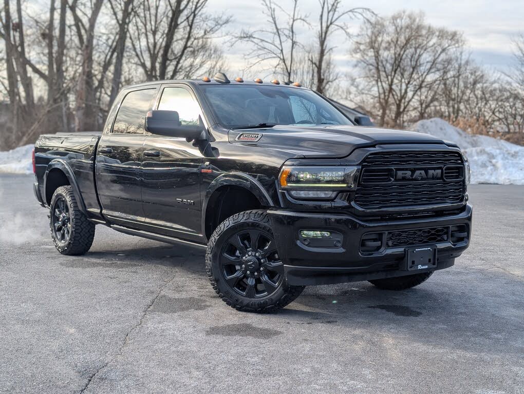 2022 RAM 3500 Limited Crew Cab 4WD