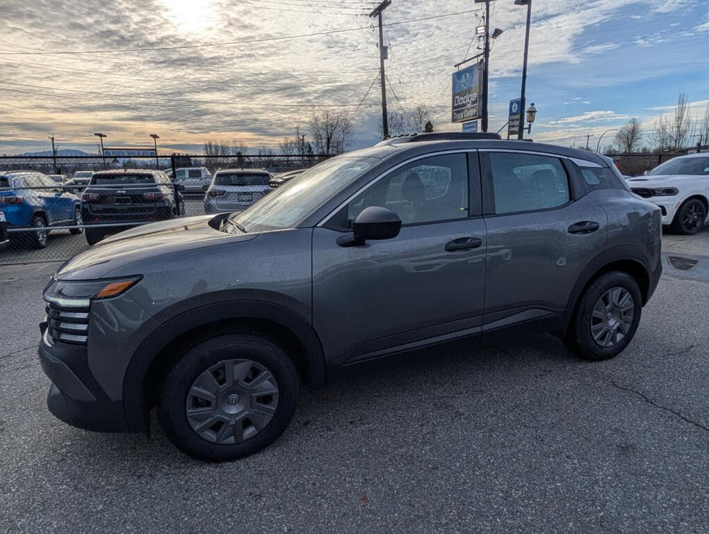 2025 Nissan Kicks S AWD