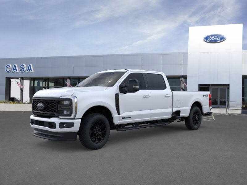 2025 Ford F-250 Super Duty Lariat Crew Cab 4WD