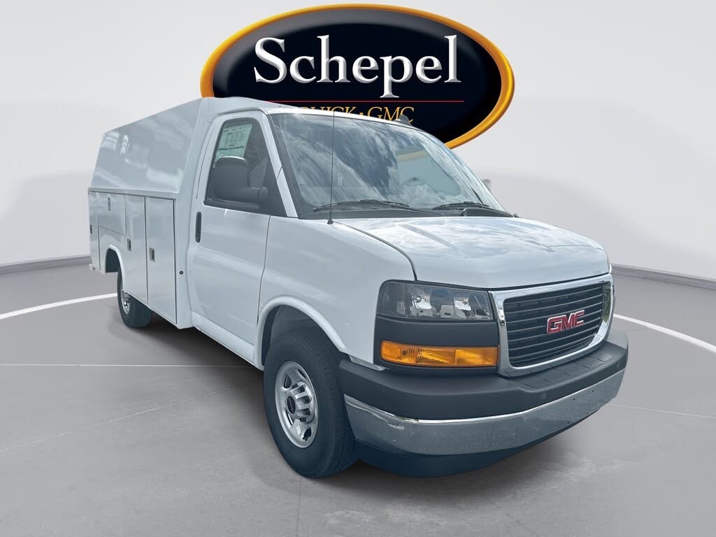 2025 GMC Savana Chassis 3500 139 Cutaway RWD