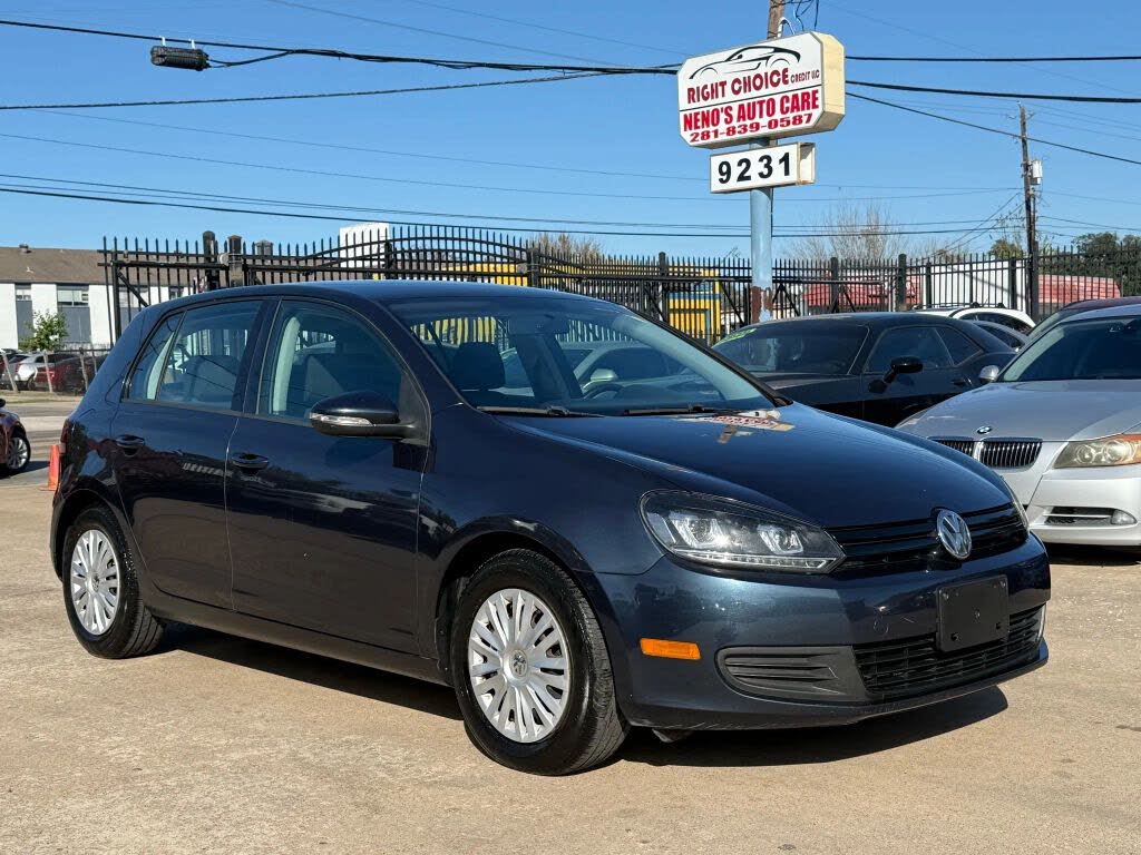 2013 Volkswagen Golf FWD