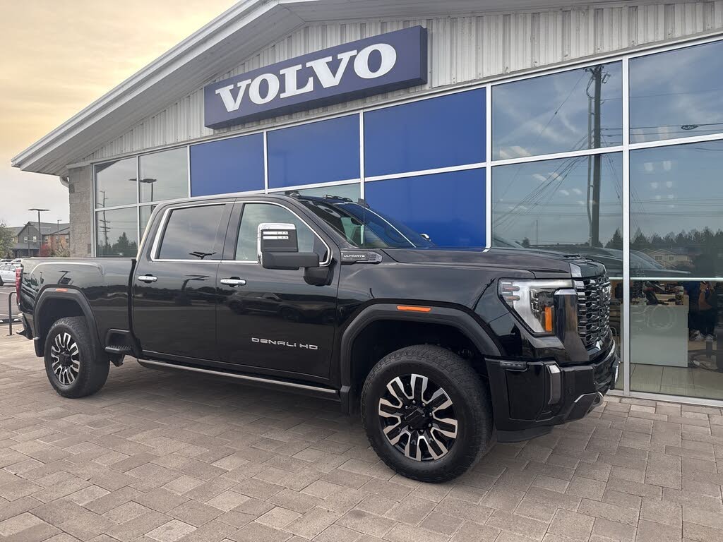 2024 GMC Sierra 2500HD Denali Ultimate Crew Cab 4WD