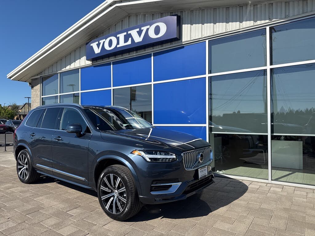 2025 Volvo XC90 B5 Core Bright Theme AWD