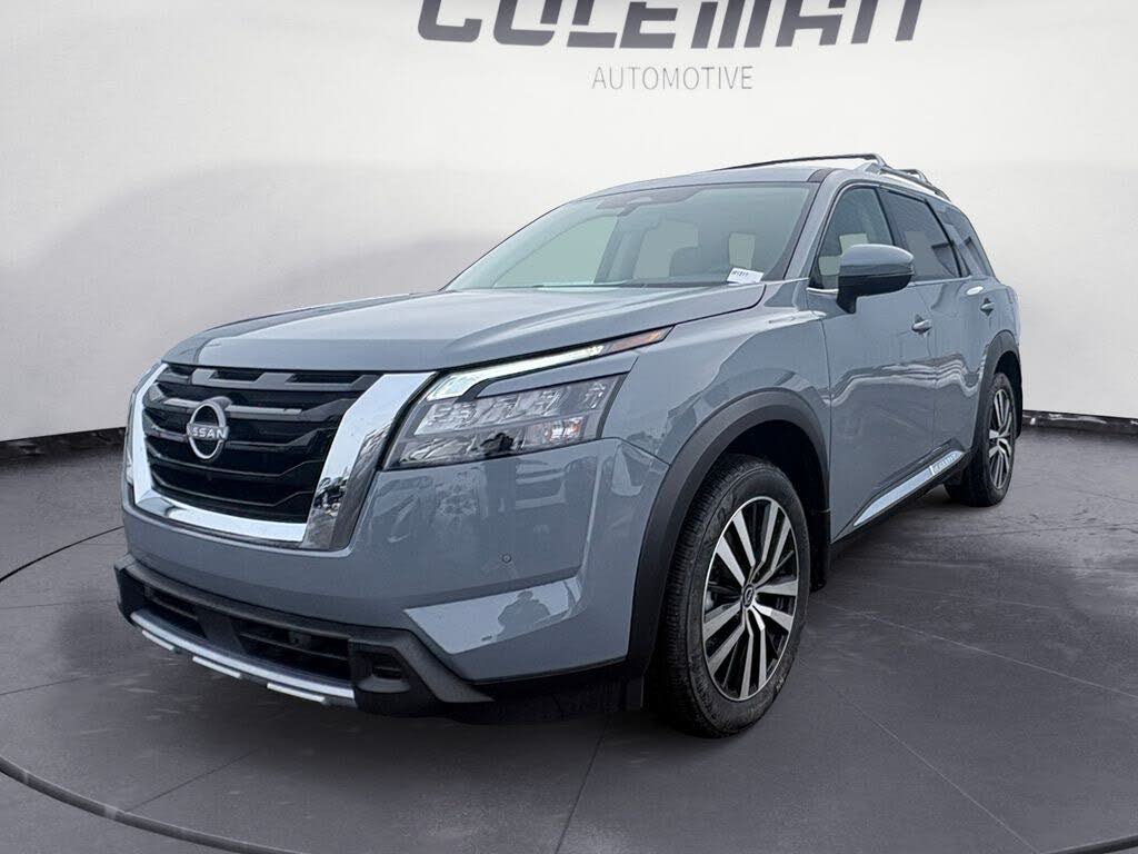 2025 Nissan Pathfinder Platinum 4WD