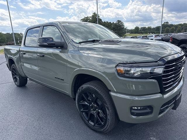 2026 RAM 1500 Laramie Crew Cab 4WD