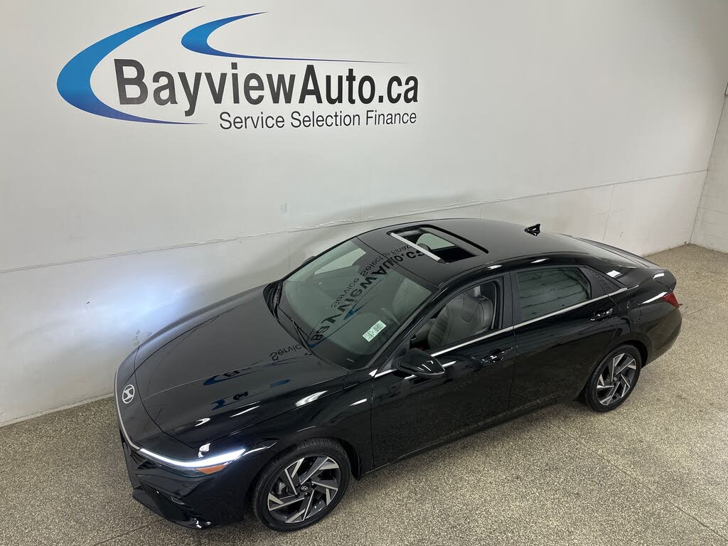 2025 Hyundai Elantra Hybrid Luxury FWD