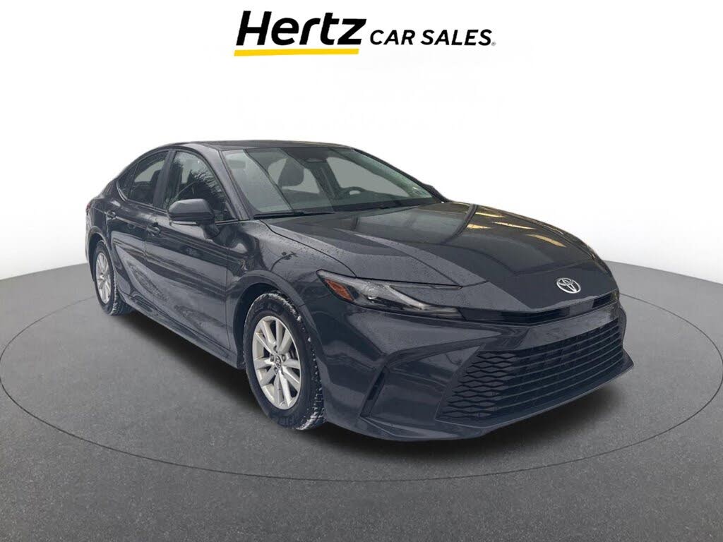 2025 Toyota Camry LE FWD