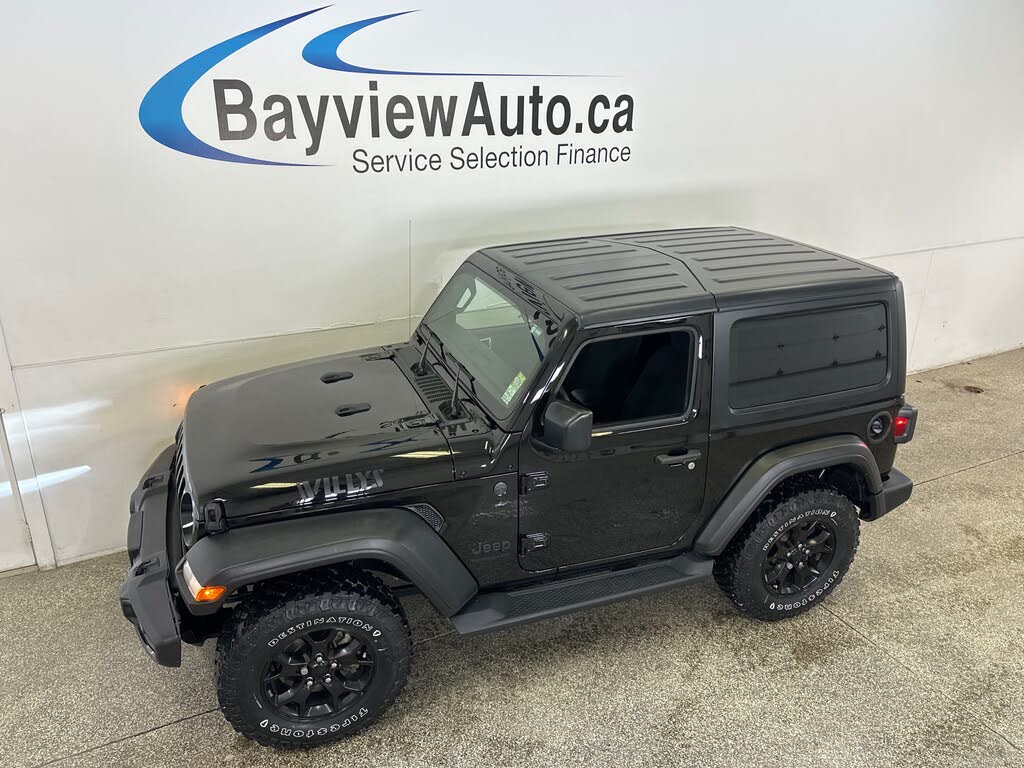Jeep Wrangler Willys 2-Door 4WD 2023