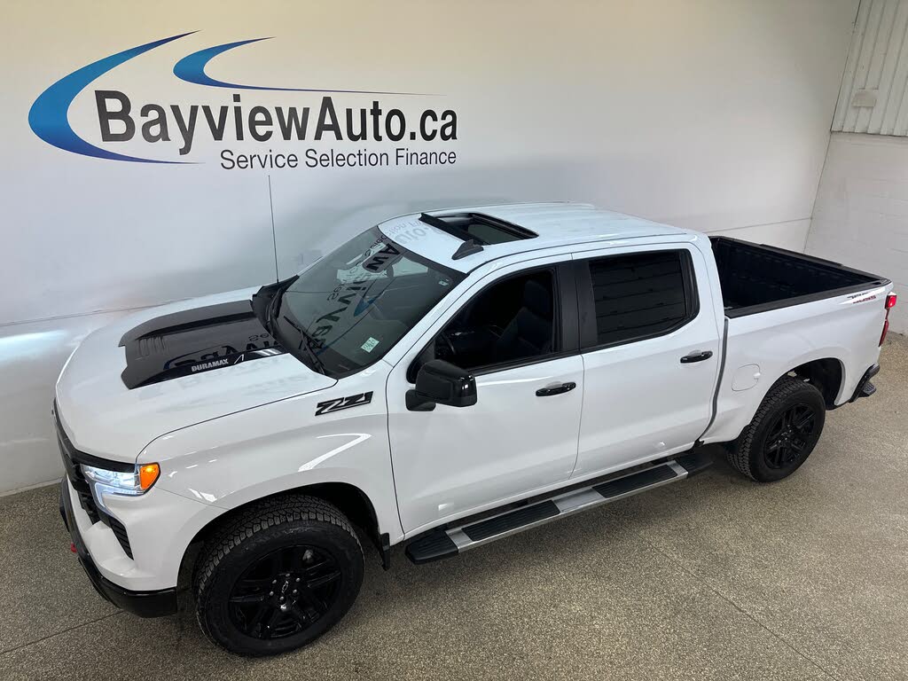 Chevrolet Silverado 1500 LT Trail Boss Crew Cab 4WD 2024