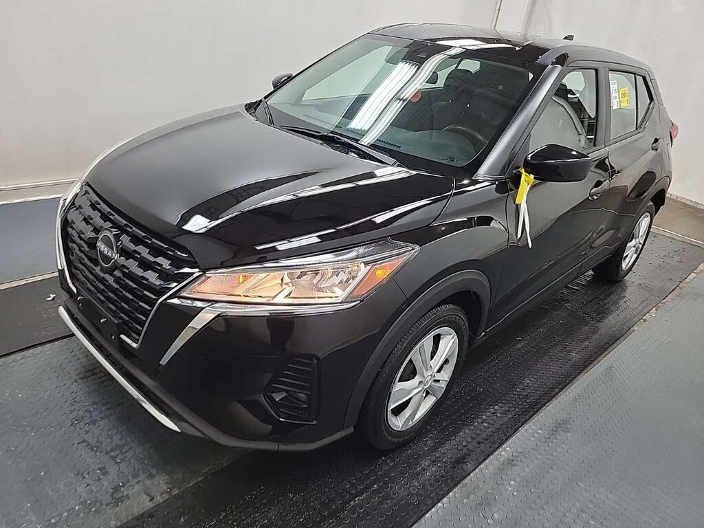 2024 Nissan Kicks S FWD