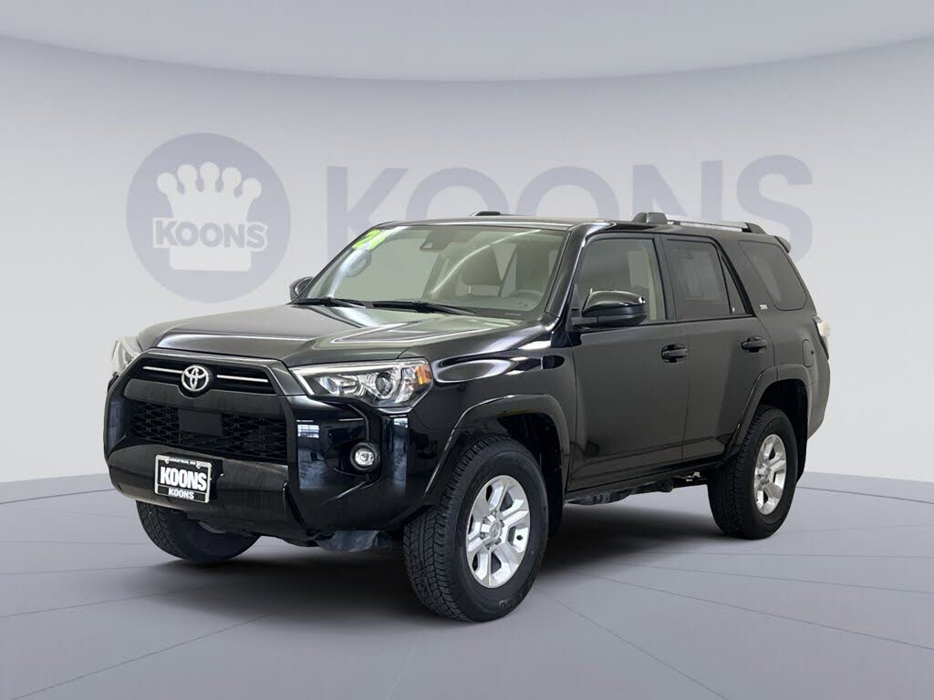 2024 Toyota 4Runner SR5 4WD