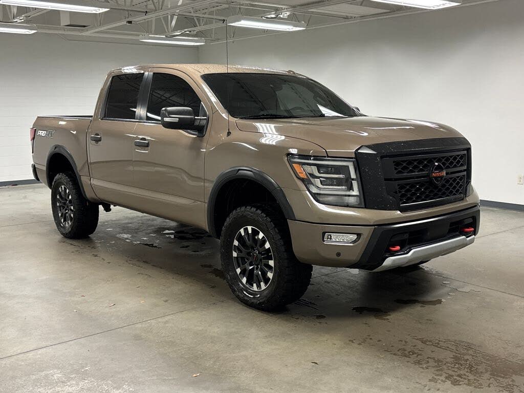 2021 Nissan Titan PRO-4X Crew Cab 4WD