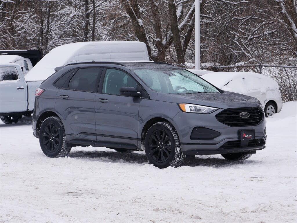 2022 Ford Edge SE AWD