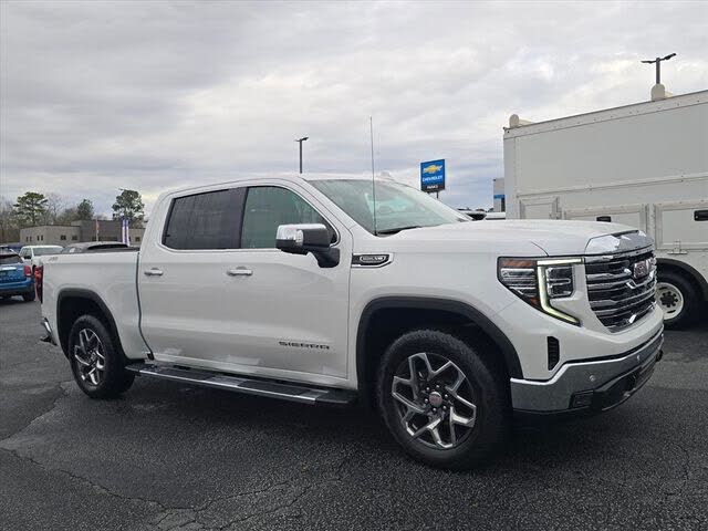 2023 GMC Sierra 1500 SLT Crew Cab 4WD