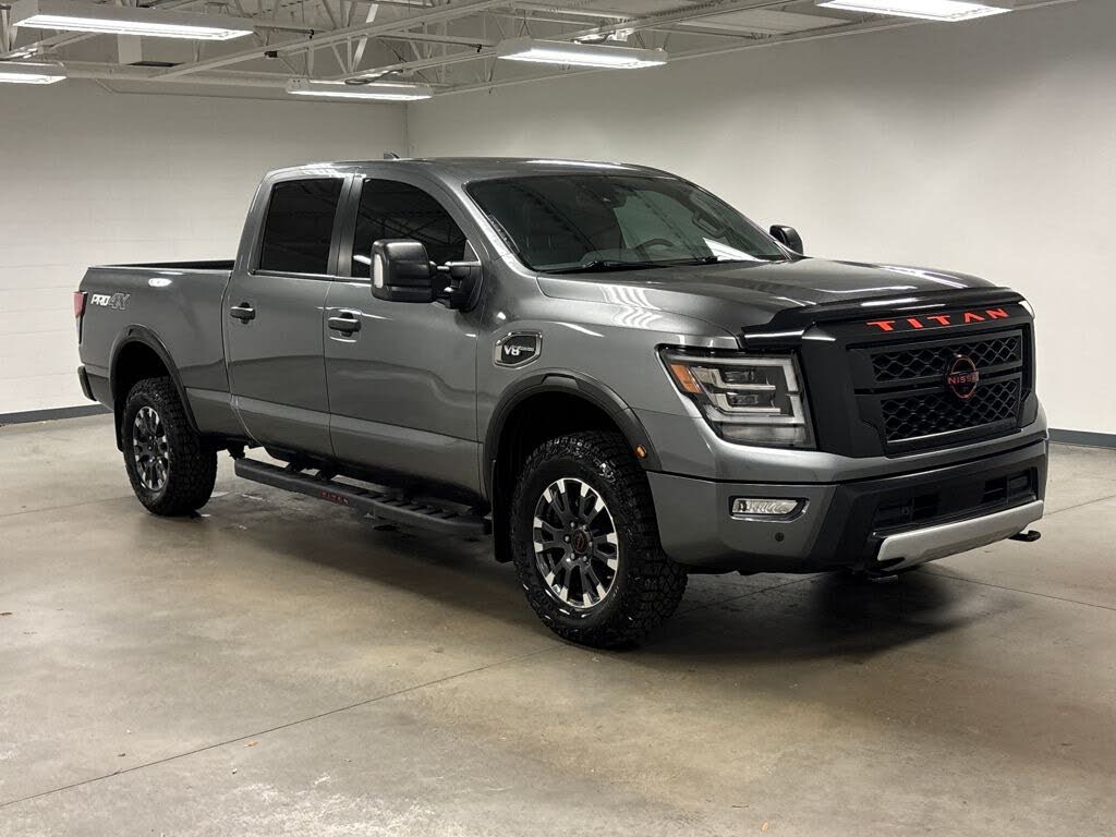 2023 Nissan Titan XD PRO-4X Crew Cab 4WD