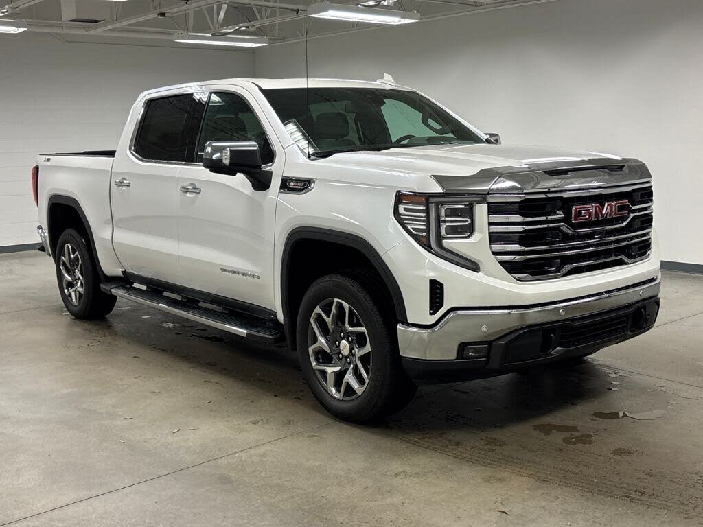 2024 GMC Sierra 1500 SLT Crew Cab 4WD