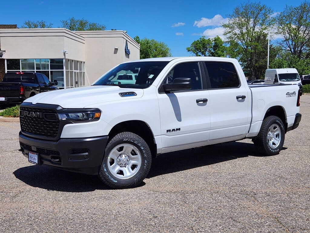 2025 RAM 1500 Tradesman Crew Cab 4WD