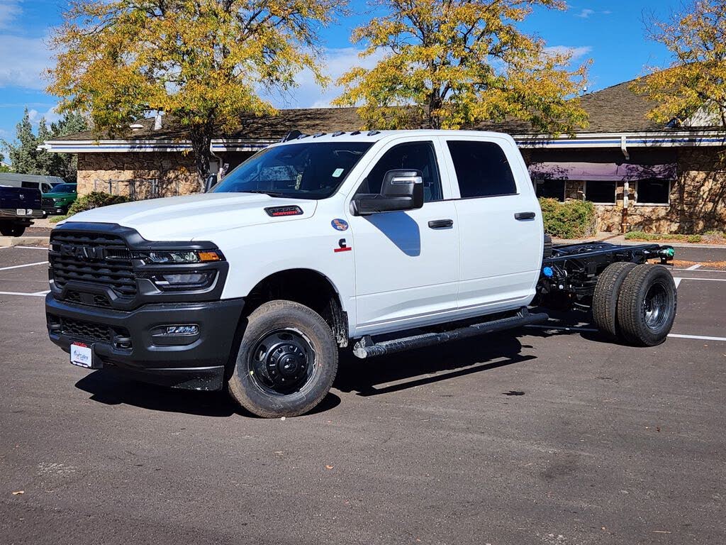 2026 RAM 3500 Chassis Tradesman Crew Cab LB DRW 4WD
