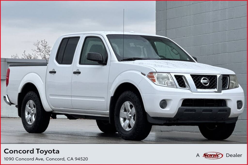 2012 Nissan Frontier SV V6 Crew Cab 4WD
