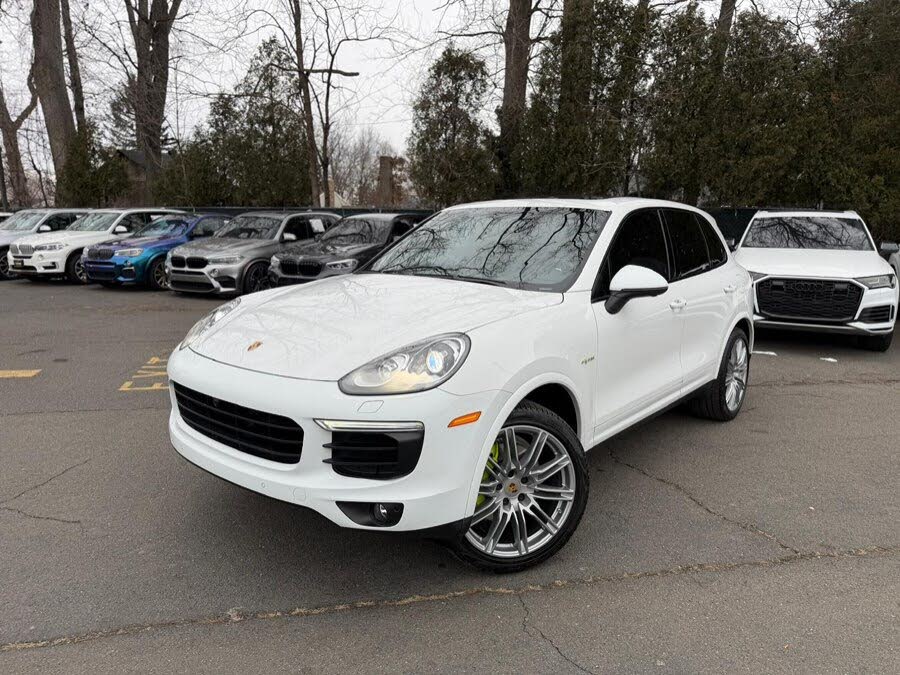 2018 Porsche Cayenne Platinum Edition AWD